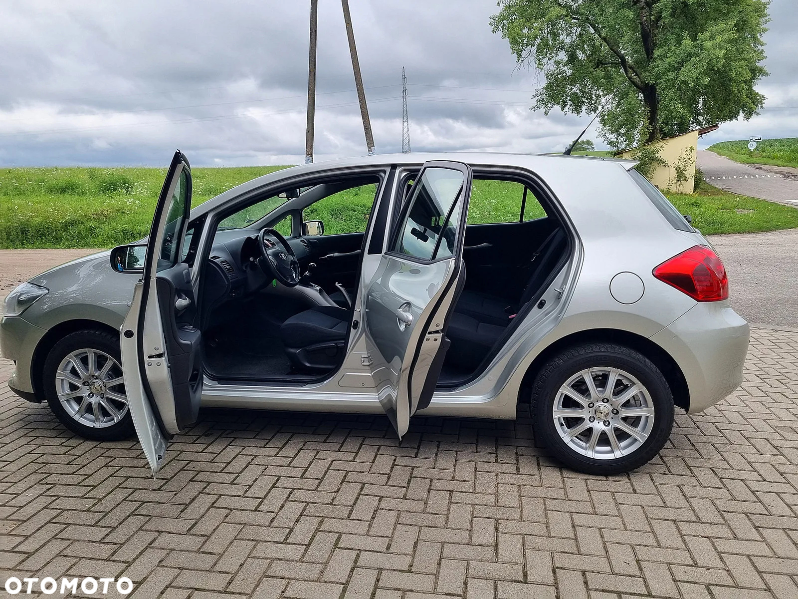Toyota Auris 1.4 VVT-i Sol - 12