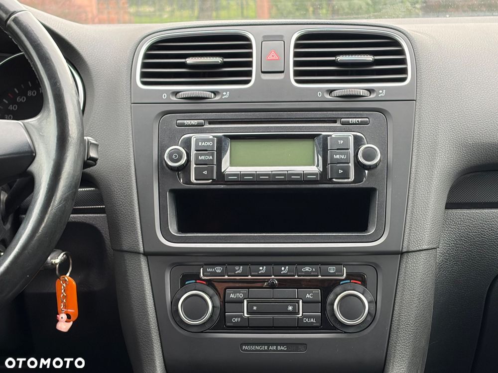 Volkswagen Golf 1.6 TDI Comfortline - 13
