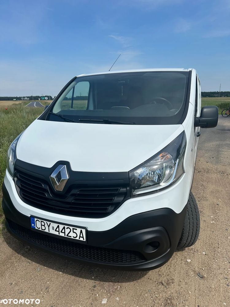 Renault TRAFIC - 12