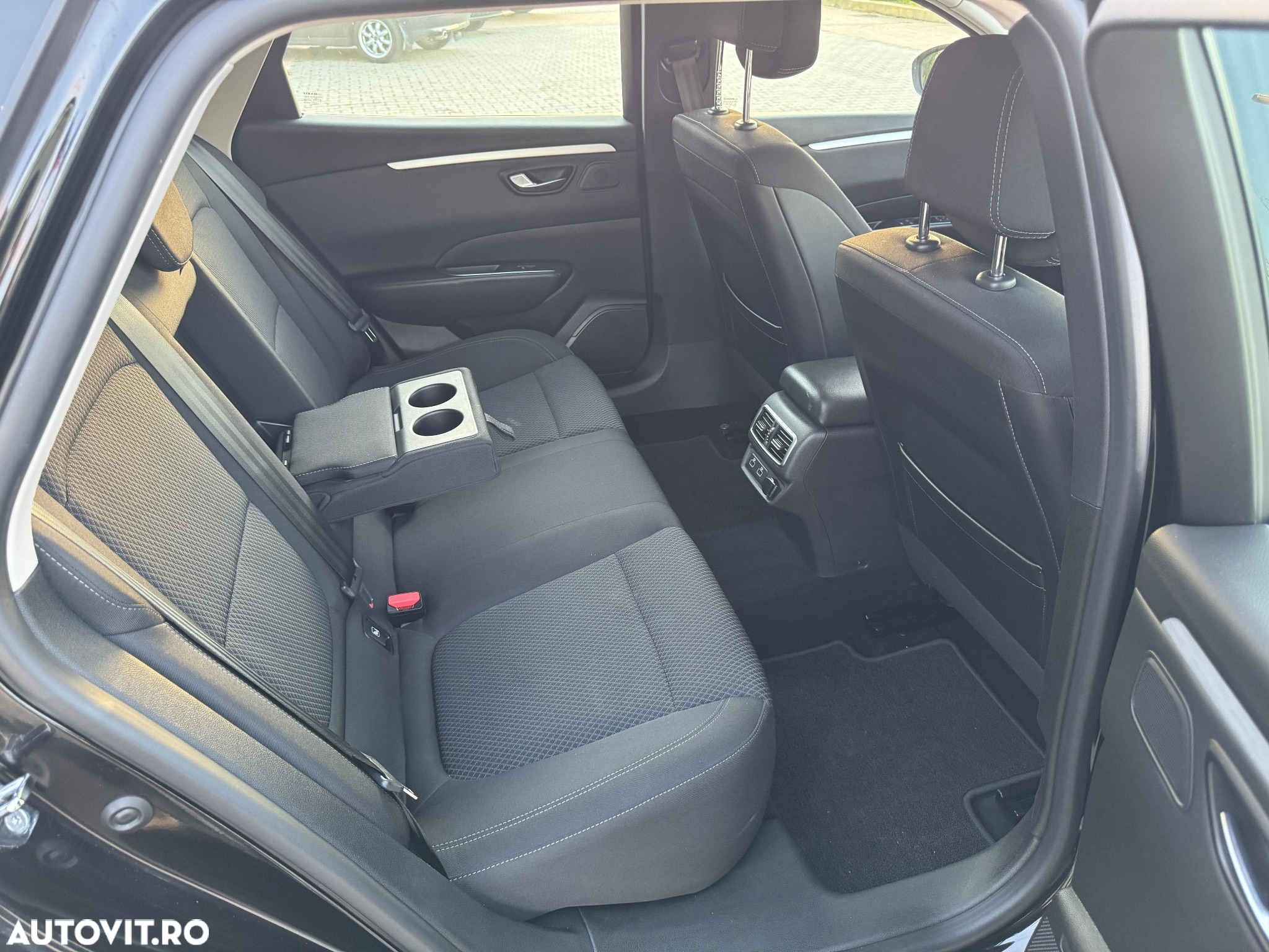 Renault Talisman Grandtour BLUE dCi 160 EDC BUSINESS EDITION - 37