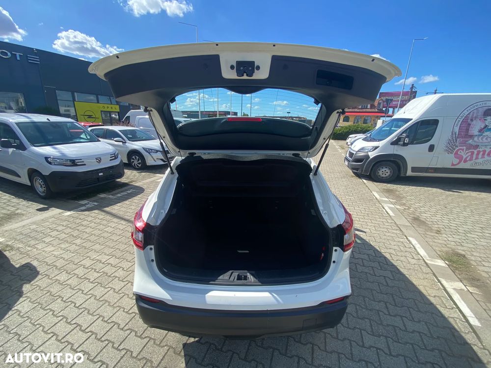 Nissan Qashqai 1.3 DIG-T ACENTA - 9