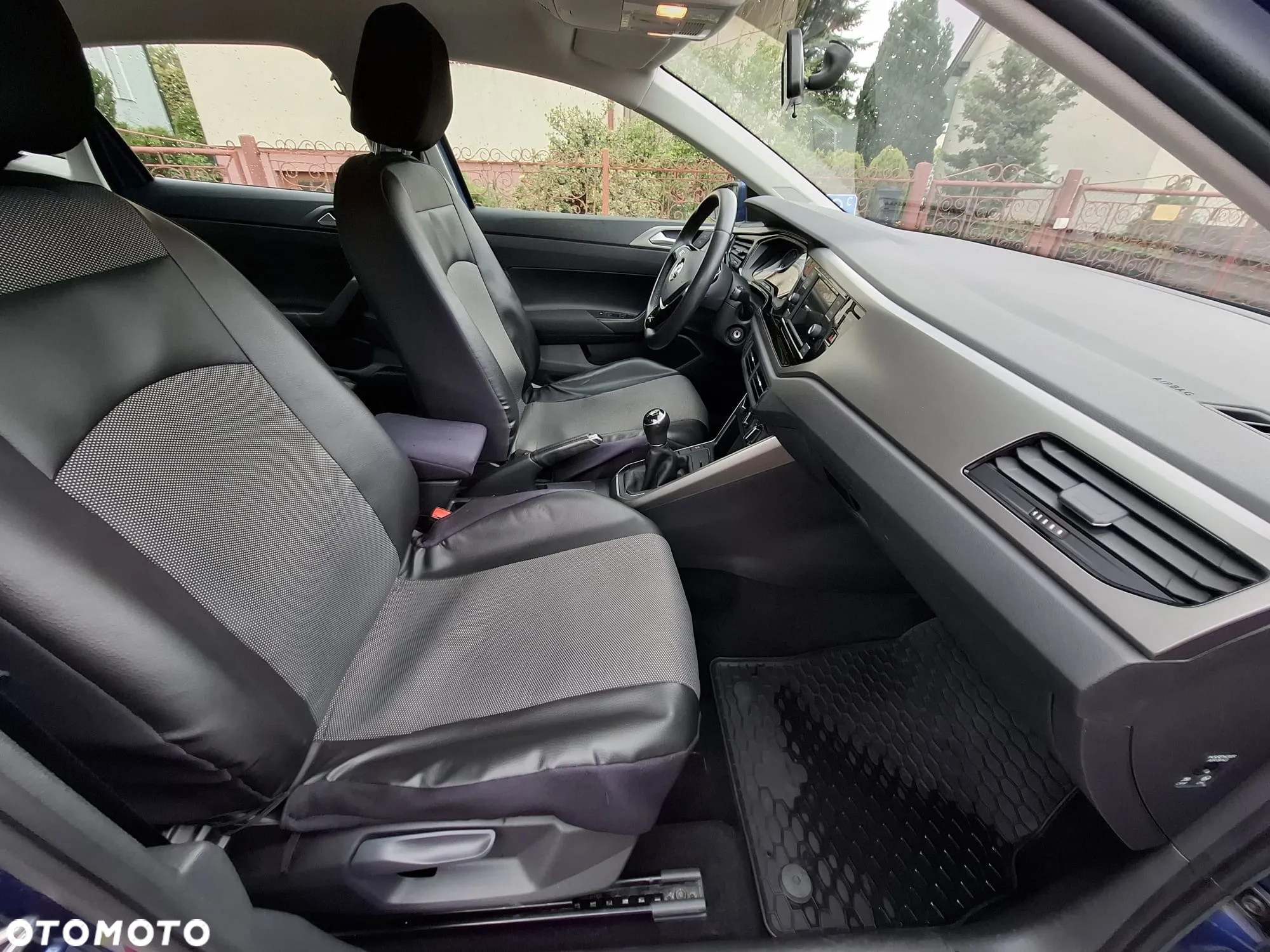 Volkswagen Polo 1.0 Comfortline - 14