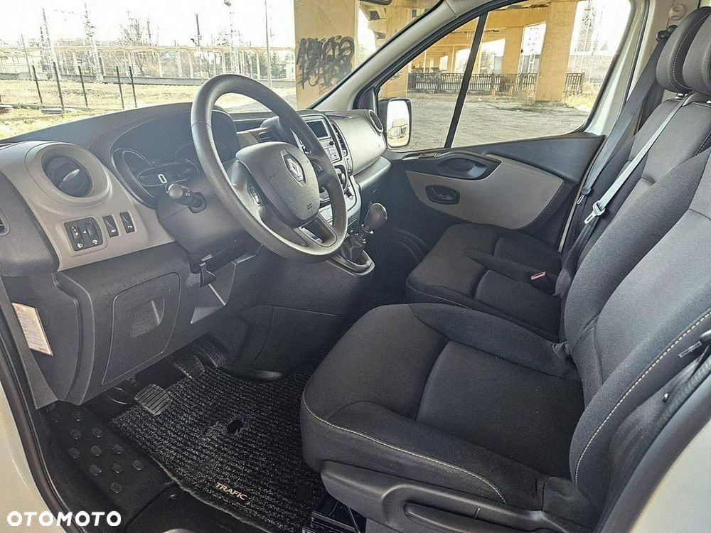 Renault Trafic - 6