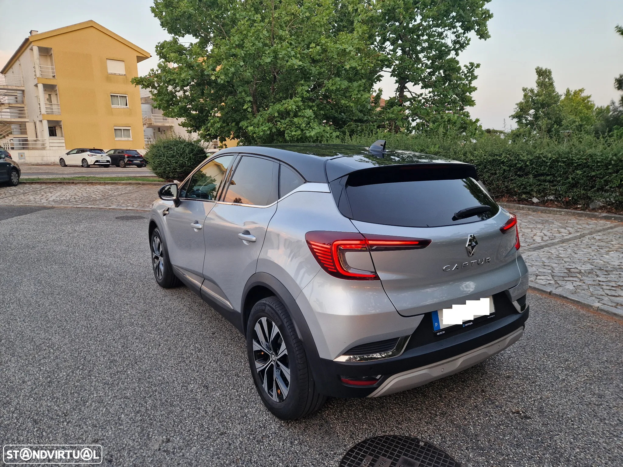 Renault Captur 1.0 TCe Techno Bi-Fuel - 2
