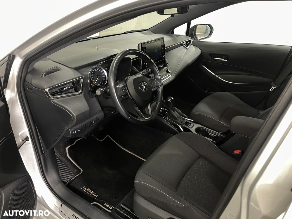 Toyota Corolla 1.8 Business Edition - 6