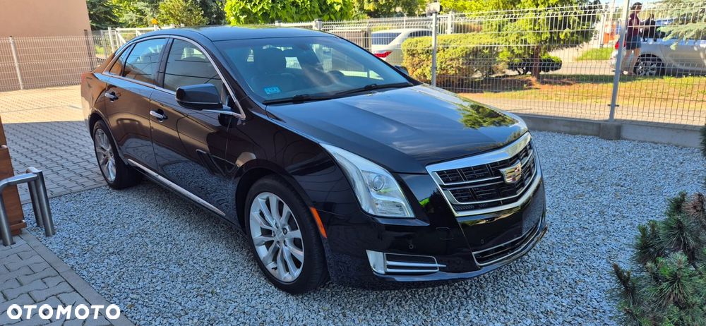 Cadillac XTS - 12