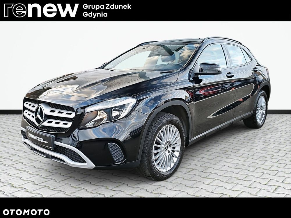 Mercedes-Benz GLA - 1