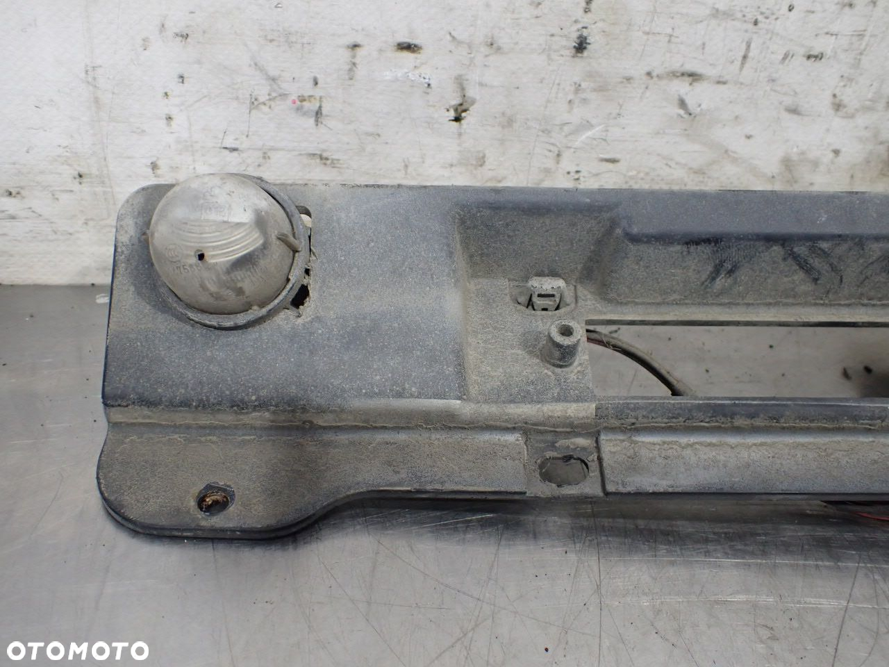 LAMPKA PODŚWIETLENIA TABLICY SUZUKI SWIFT IV 1.3 LIFT 7M3955978   7M3807198 - 3