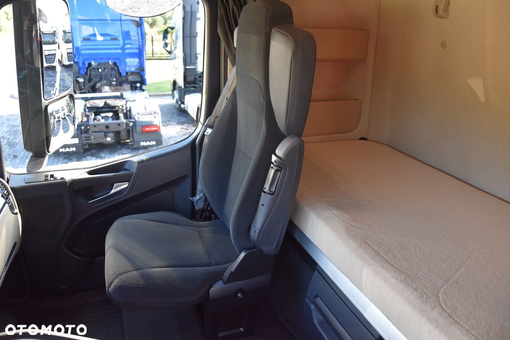 Mercedes-Benz ACTROS L / MP5 / 1845 / 2022 / BIGSPACE / VIRTUAL COCPIT / NAVI / SERWISOWANY W ASO MB / SALON PL - 33