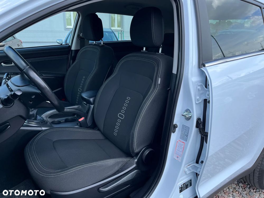 Kia Sportage 2,0 CRDI AWD Dream-Team Edition - 18