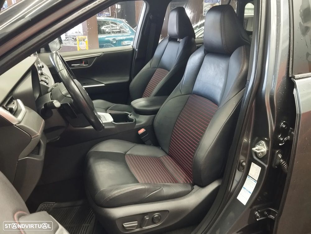 Toyota RAV4 2.5 HDF Plug-in Square Co.AWD-i - 20