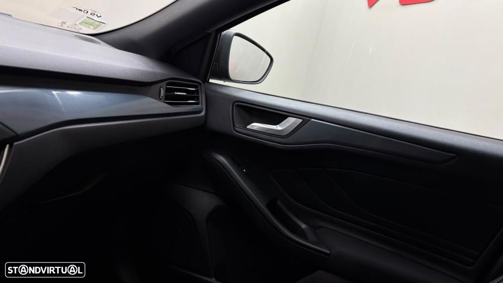 Ford Focus 1.0 EcoBoost Active - 13