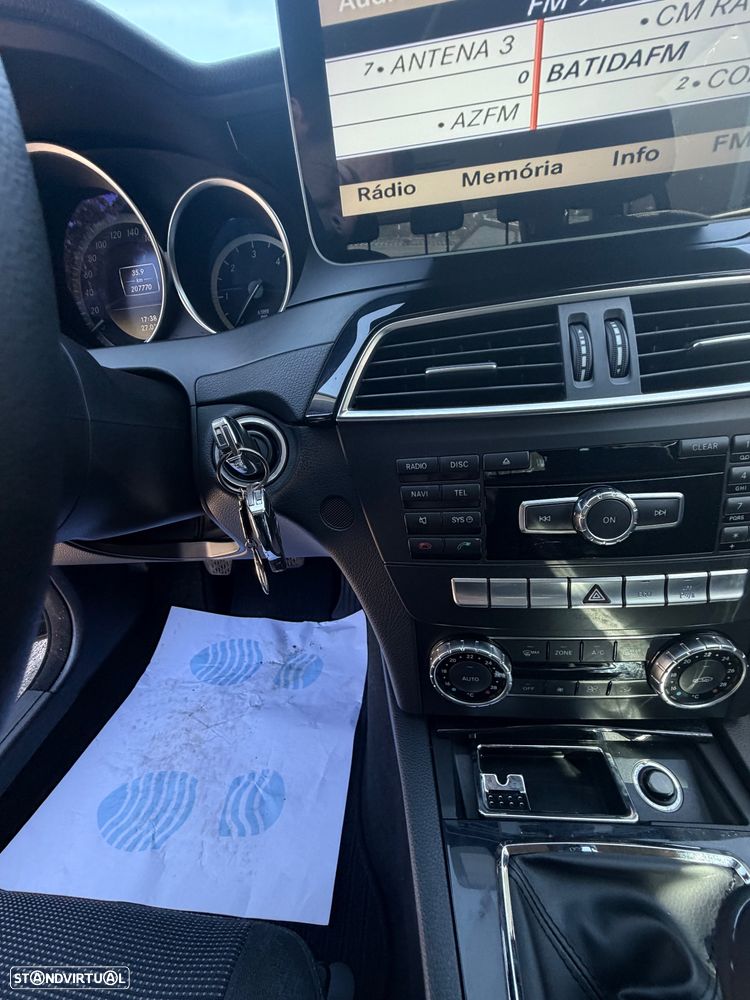Mercedes-Benz C 180 CDi Executive BlueEfficiency - 24
