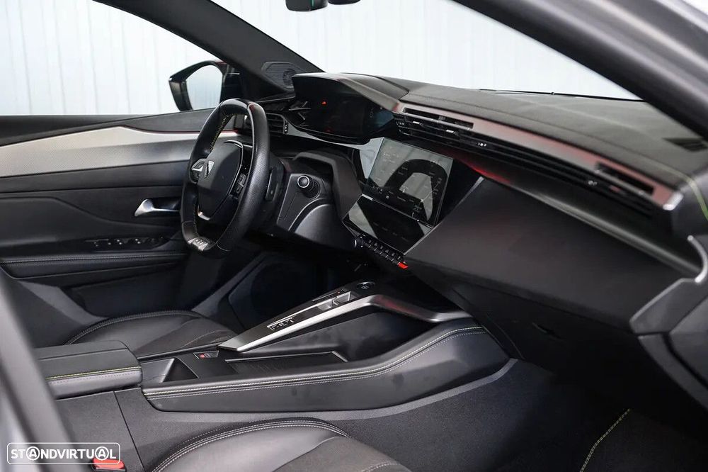 Peugeot 308 1.6 Hybrid GT e-EAT8 - 26