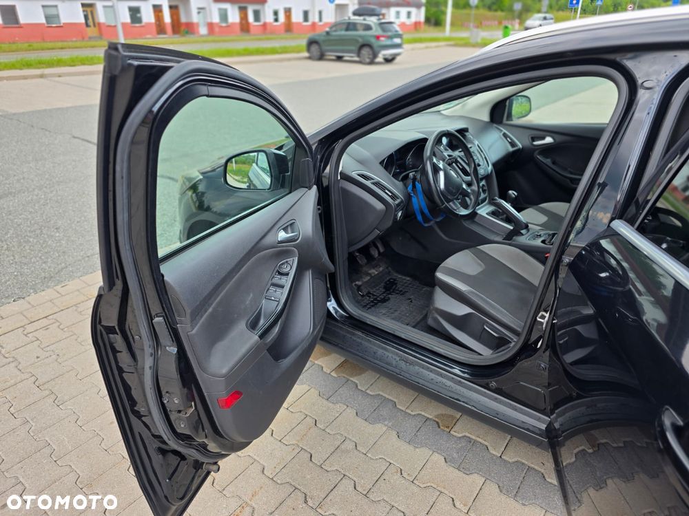 Ford Focus 1.6 TDCi DPF Trend - 4