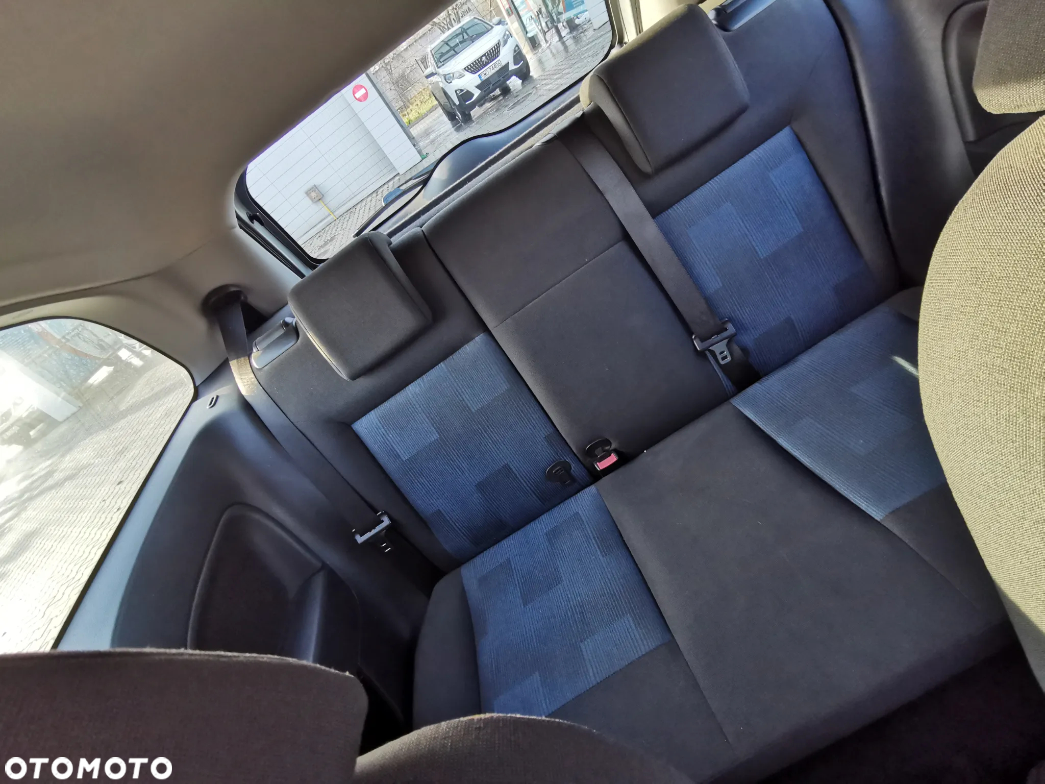 Ford Fiesta 1.4 Ambiente - 7