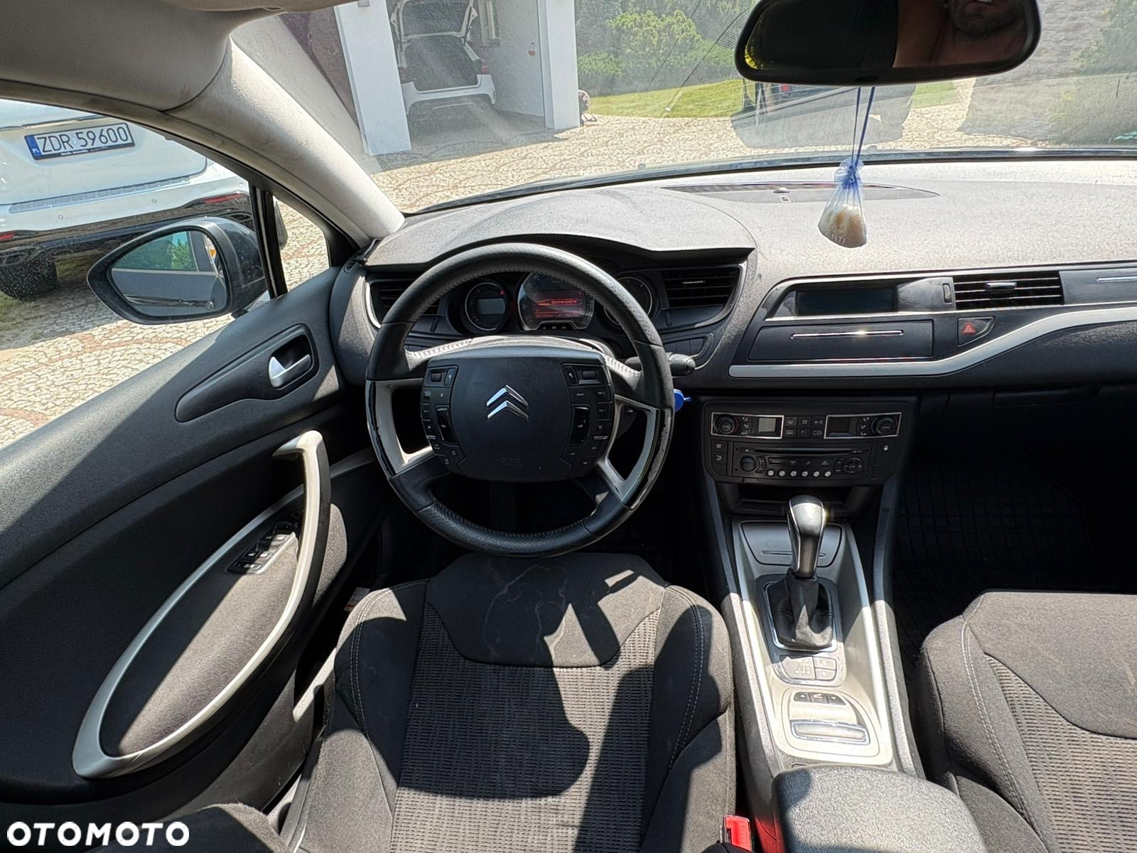 Citroën C5 2.0 HDi Exclusive - 16