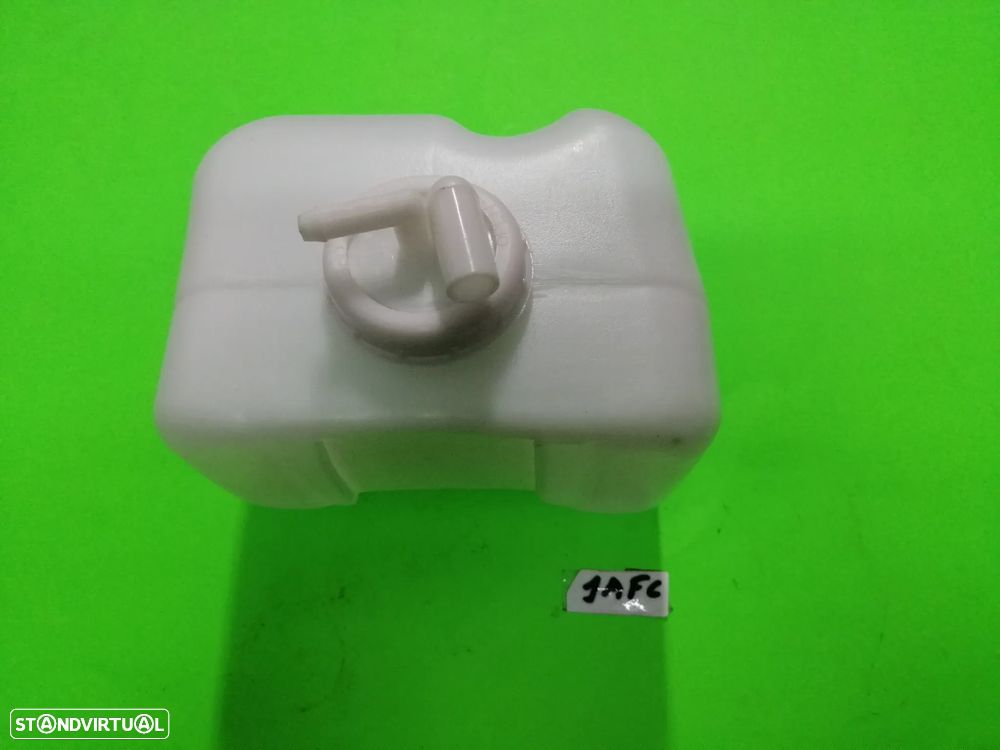 Depósito Vaso de expansão Mitsubishi Pajero 2.5 Turbo Diesel L044 V24 MB605260 MB598036 - 1