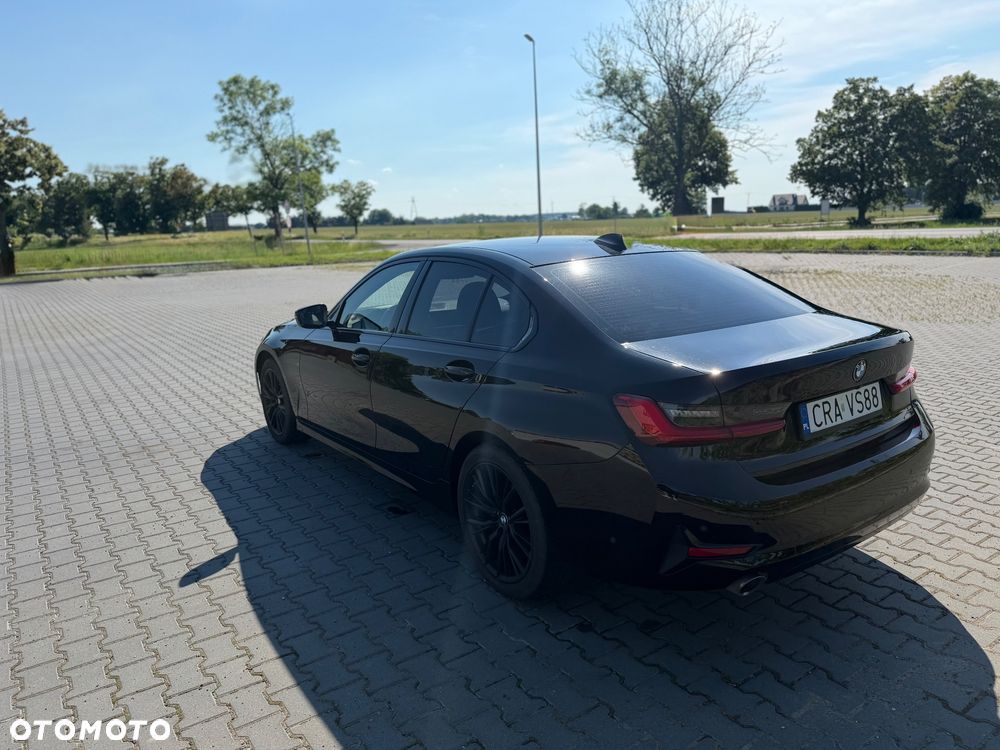 BMW Seria 3 320i xDrive Sport Line - 6