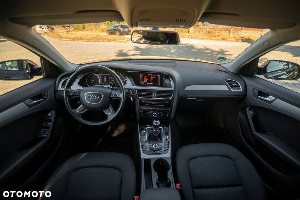 Audi A4 Avant 2.0 TDI DPF - 31