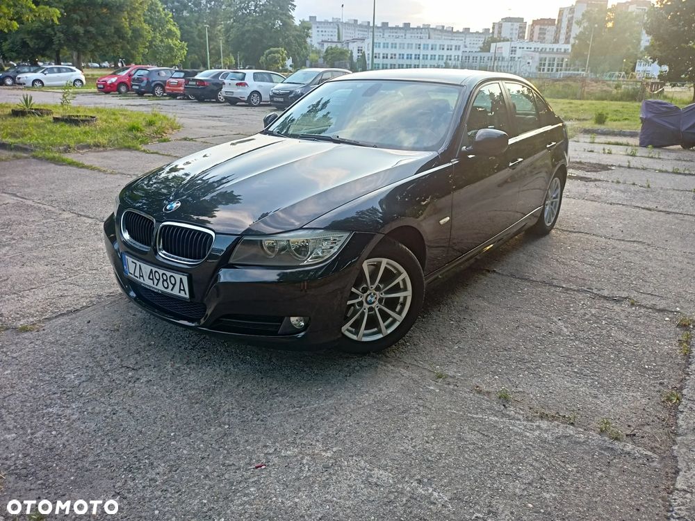 BMW Seria 3 320i - 12