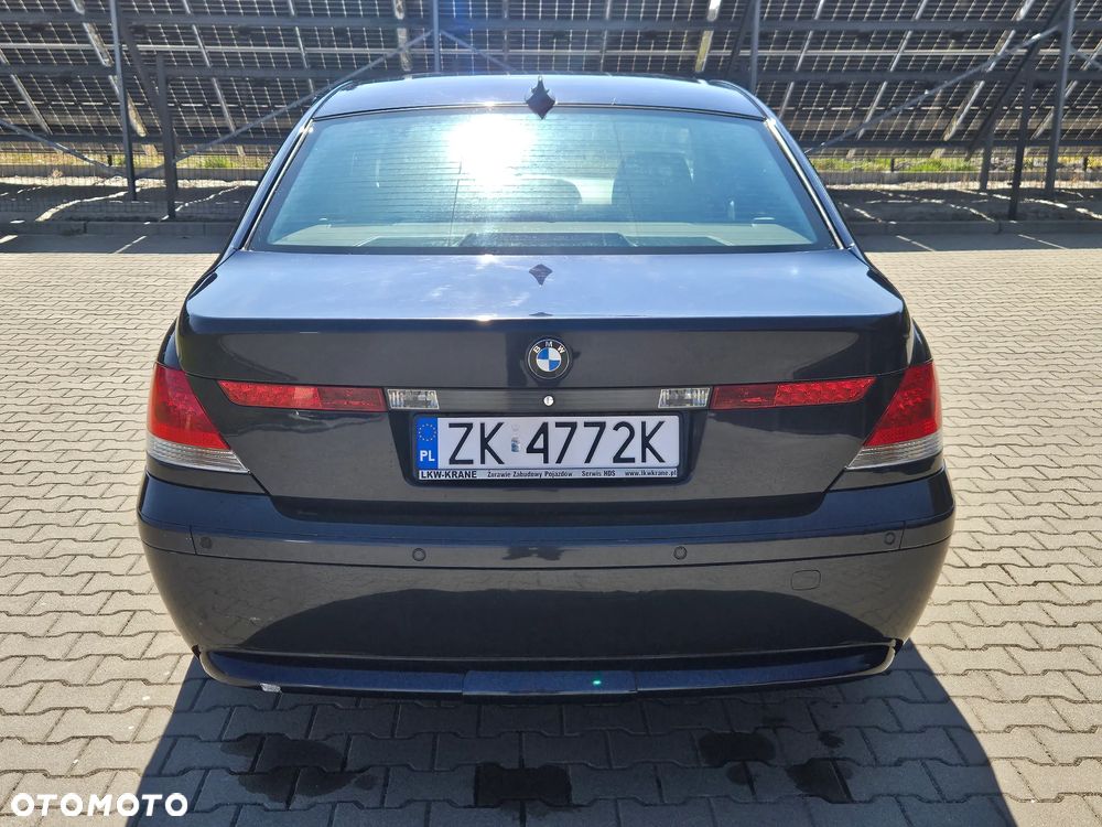 BMW Seria 7 730i - 12