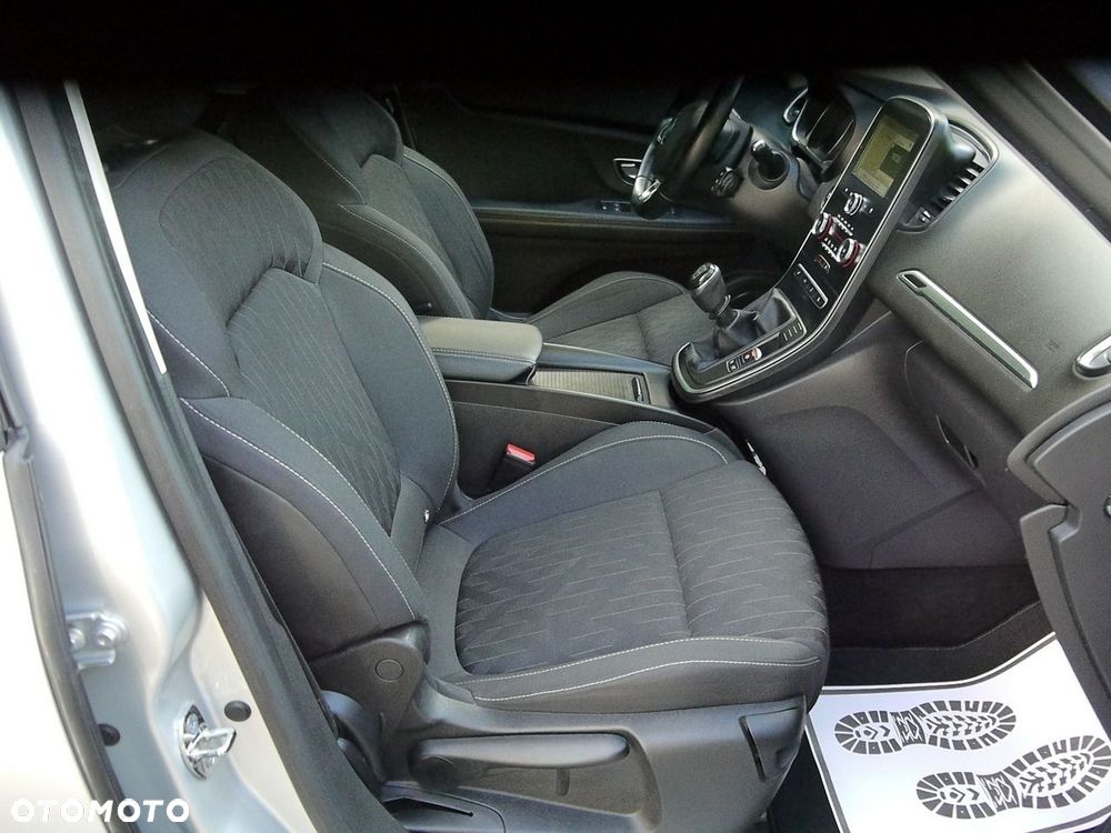 Renault Scenic TCe 140 GPF BUSINESS EDITION - 21