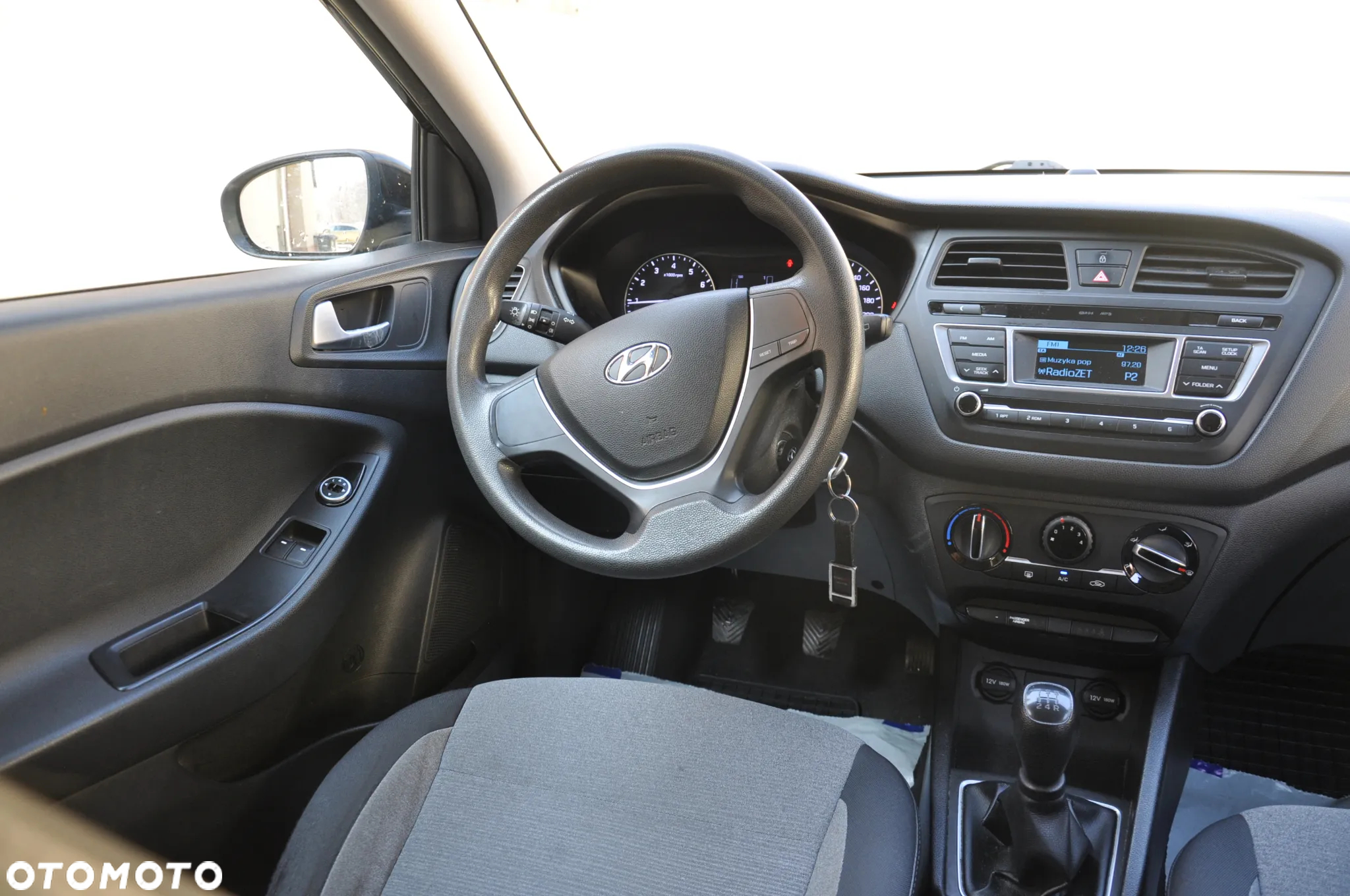Hyundai i20 - 8