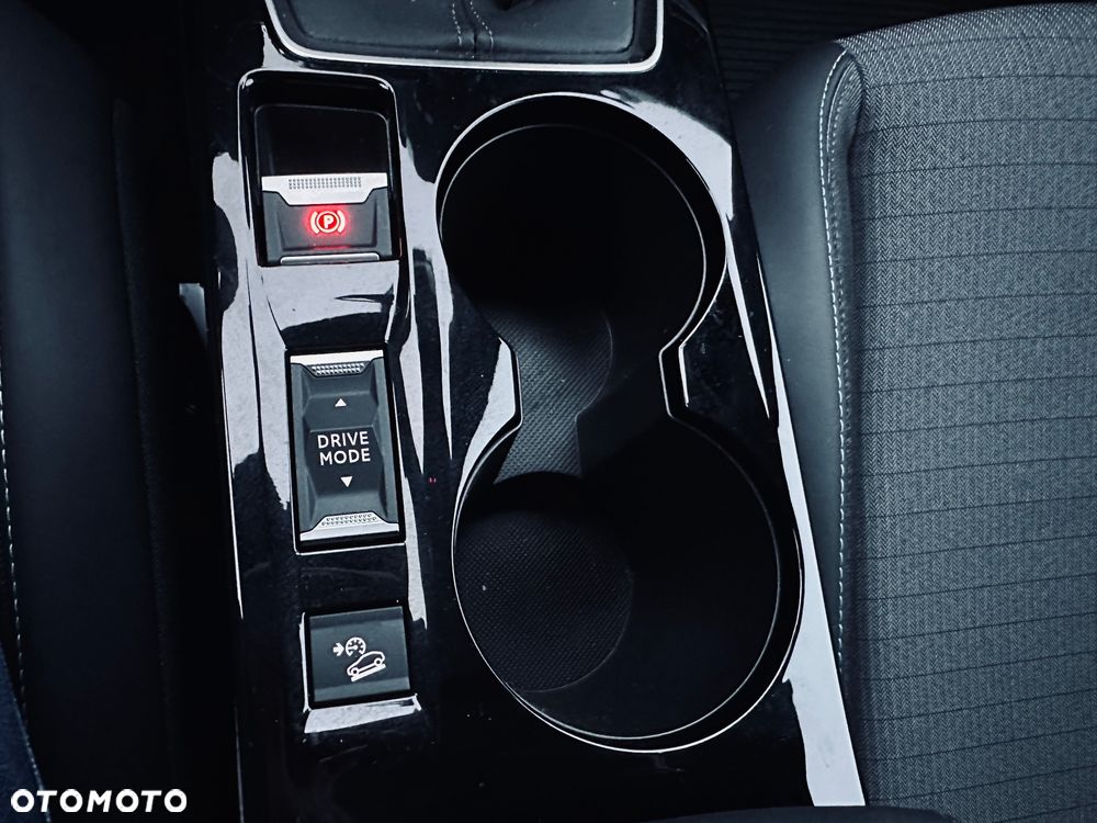 Peugeot 2008 1.2 PureTech Allure Pack S&S - 24