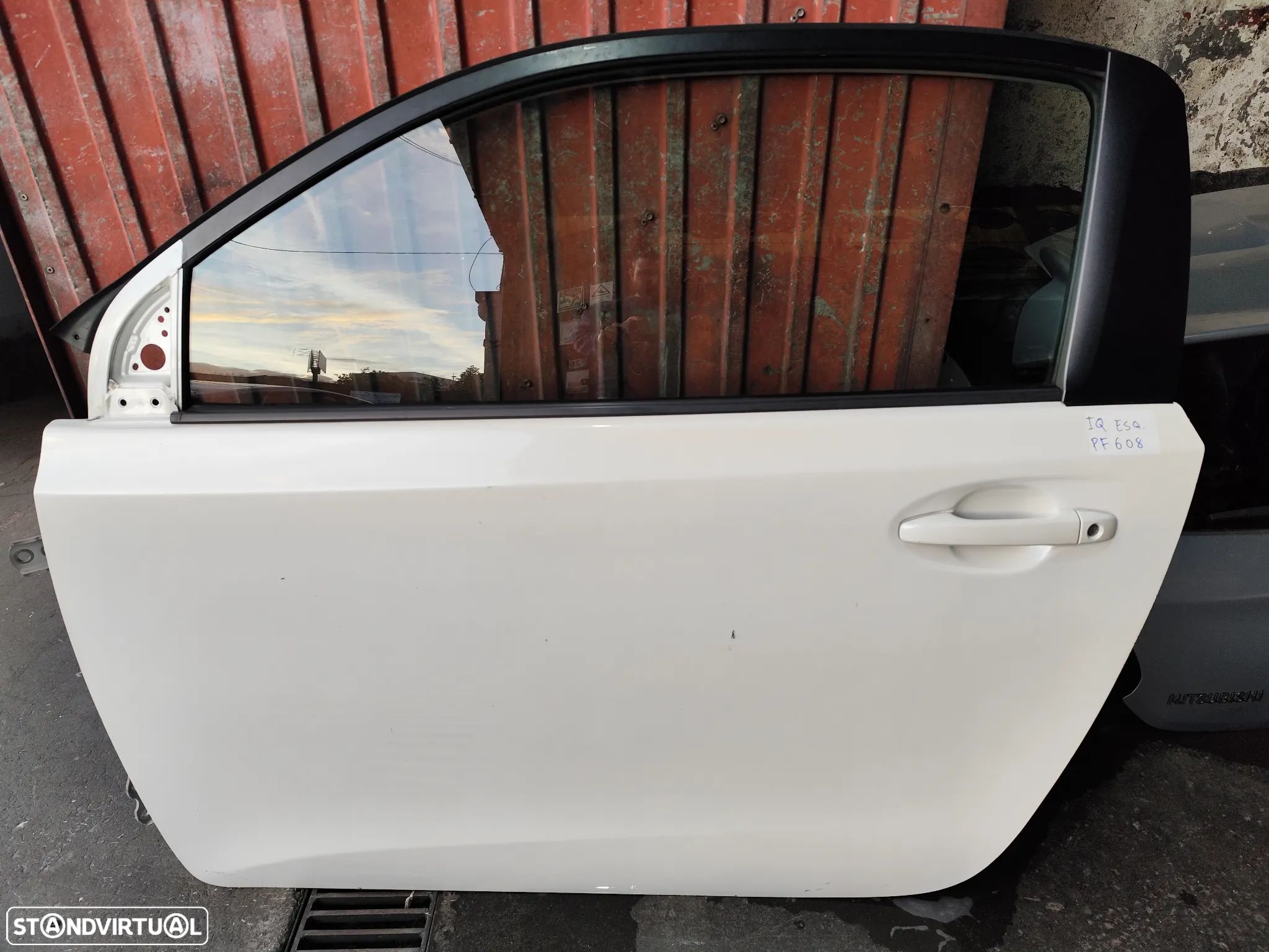 TOYOTA IQ PORTA ESQUERDA - PF608 - 1