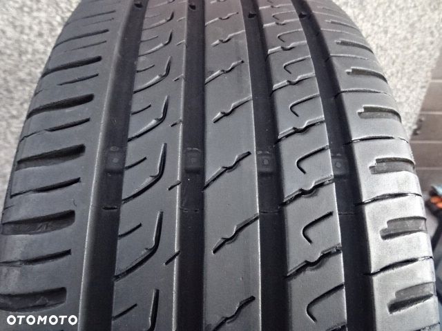 195/45/R16 84V XL Barum Bravuris 5HM - 1
