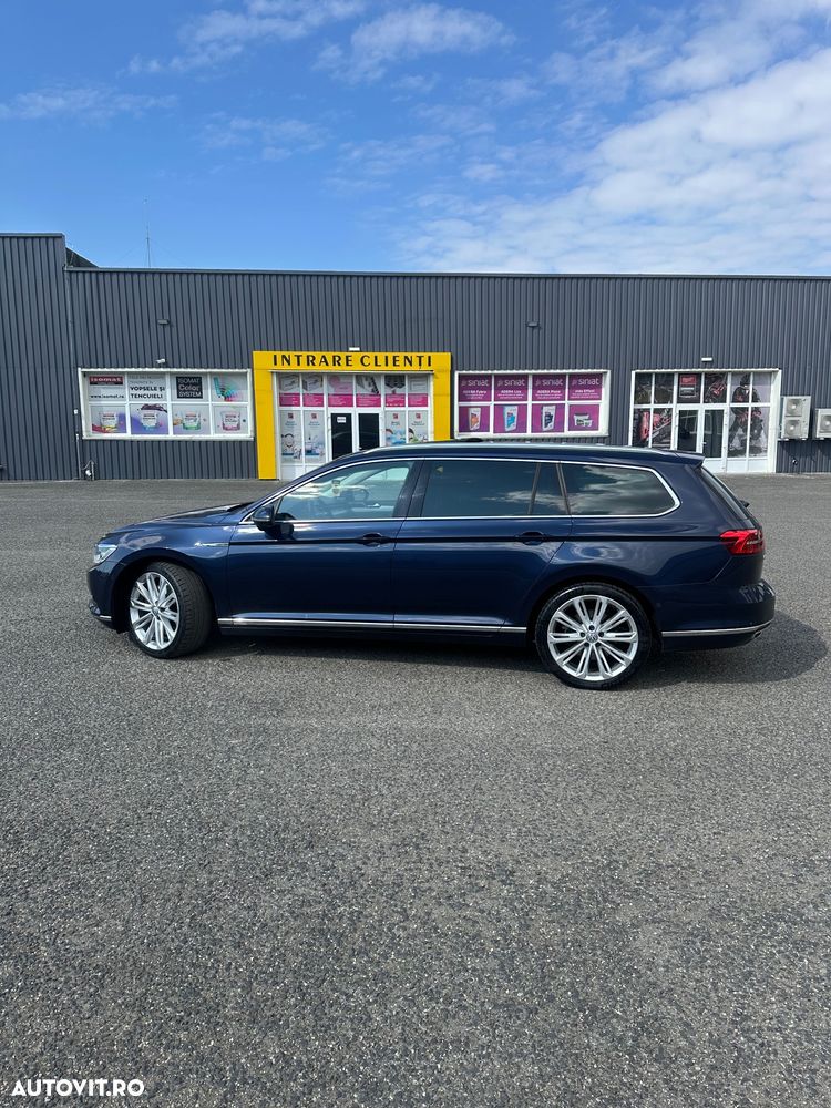 Volkswagen Passat - 4