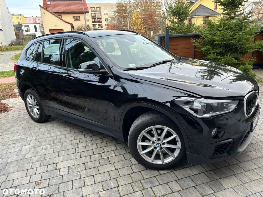 BMW X1 sDrive18i - 1