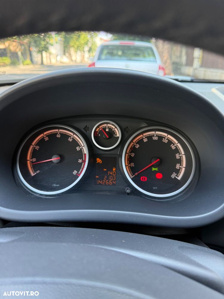 Opel Corsa 1.4i Sport - 8