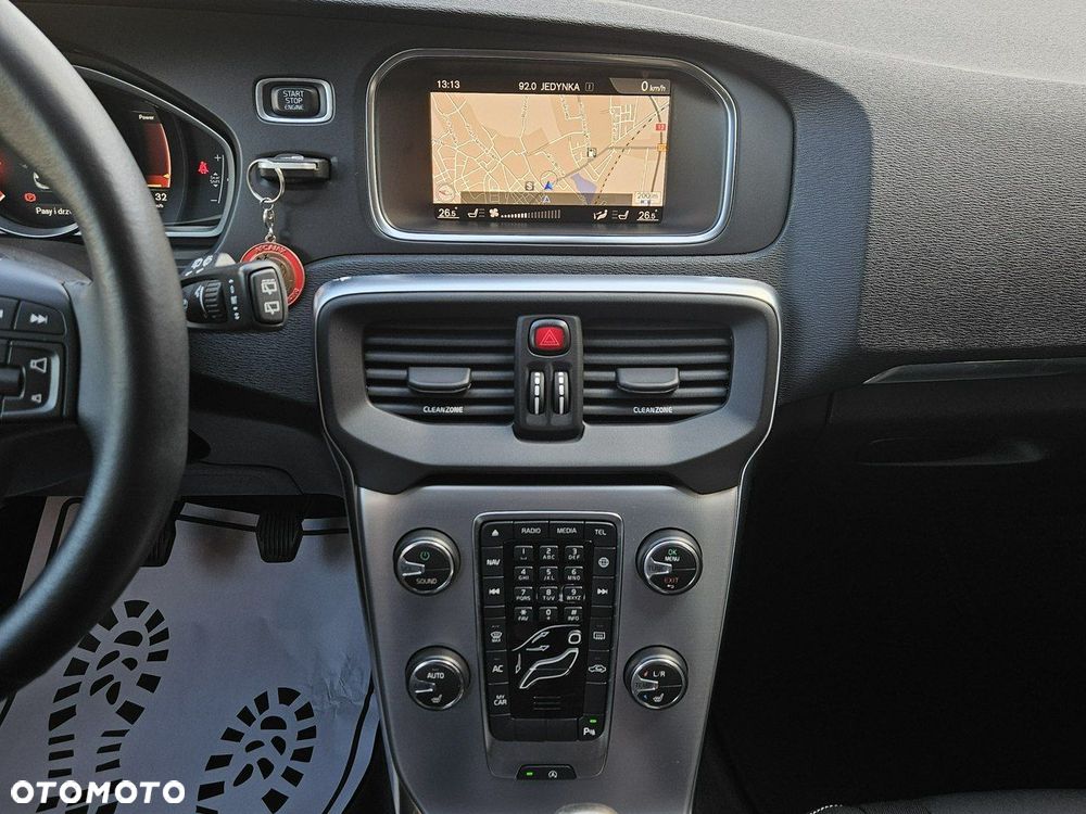 Volvo V40 T2 Drive-E Momentum - 16