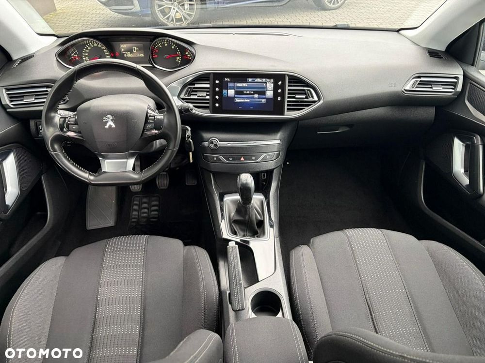 Peugeot 308 - 9