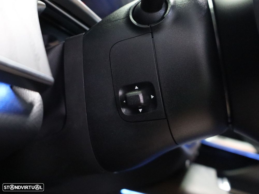 Mercedes-Benz E 300 de 4Matic All-Terrain - 23