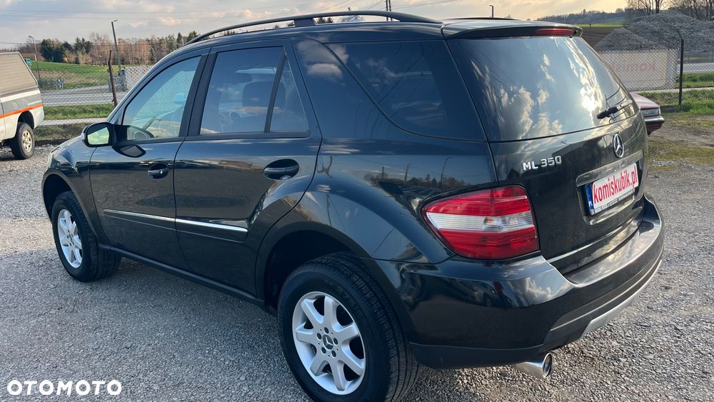 Mercedes-Benz ML 350 4-Matic - 31