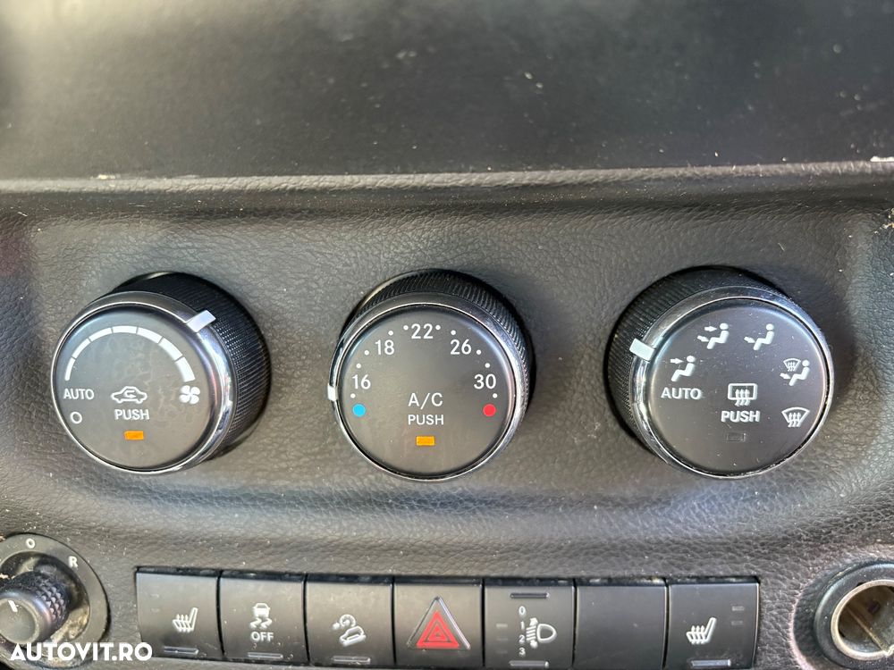 Jeep Wrangler Hard-Top 2.8 CRD DPF Automatik Sahara - 15