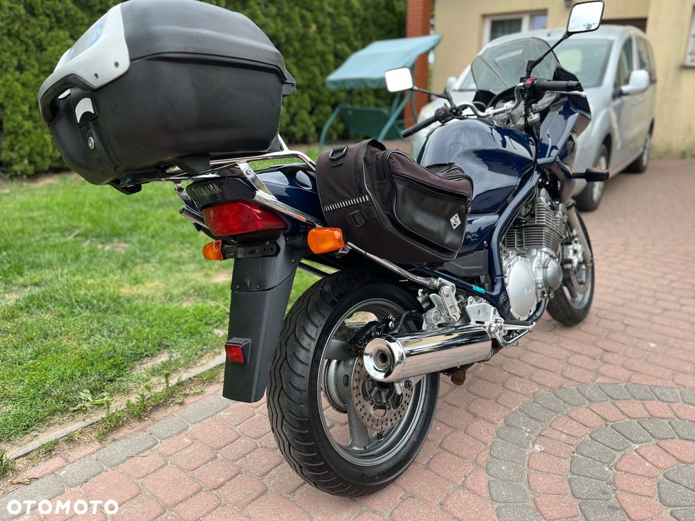 Yamaha XJ - 6