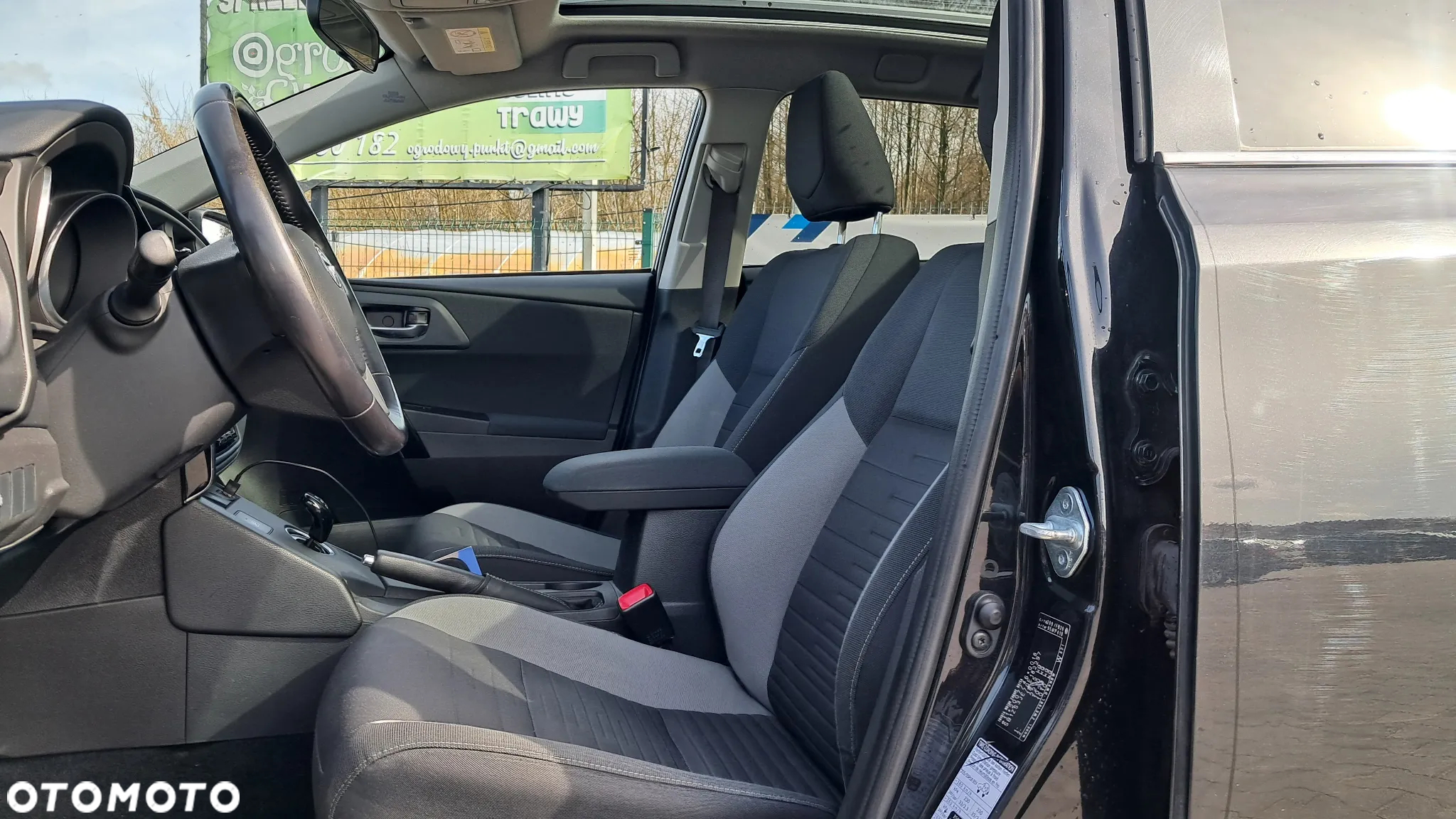 Toyota Auris - 12