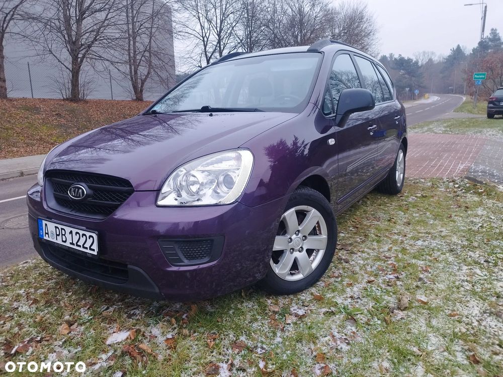 Kia Carens 2.0 EX - 2