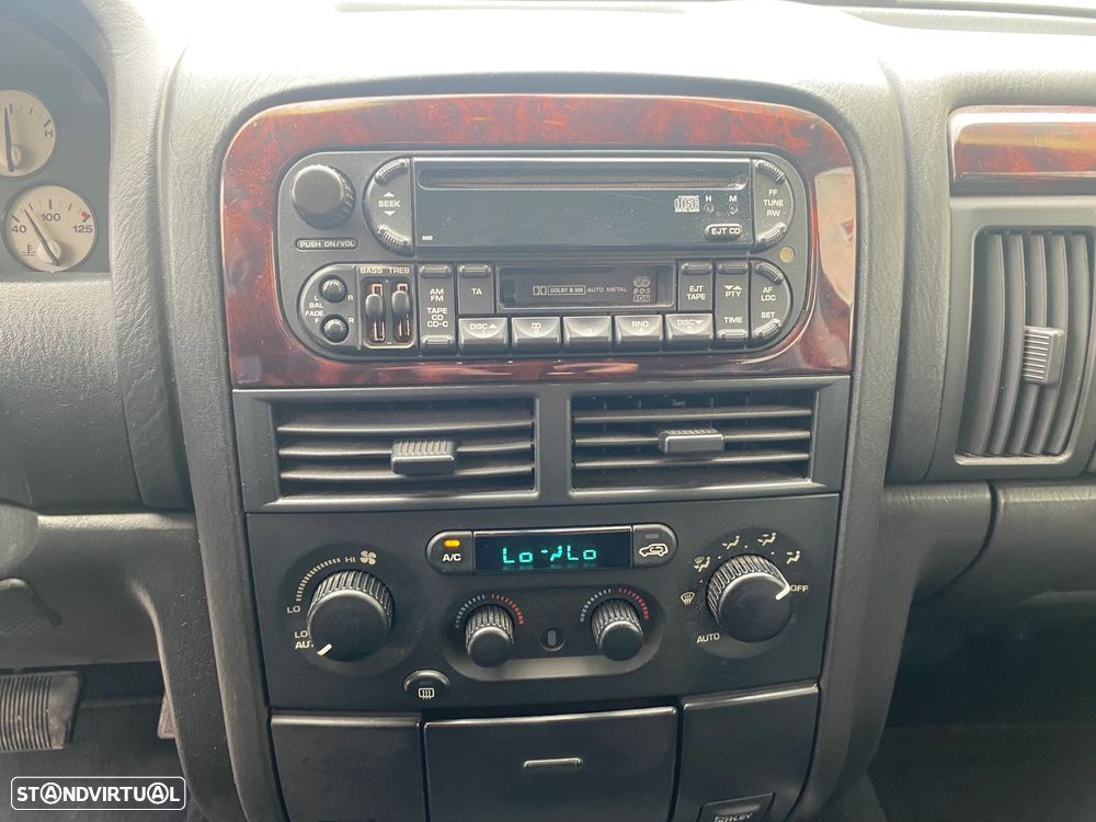 Jeep Grand Cherokee 2.7 CRD Limited - 27