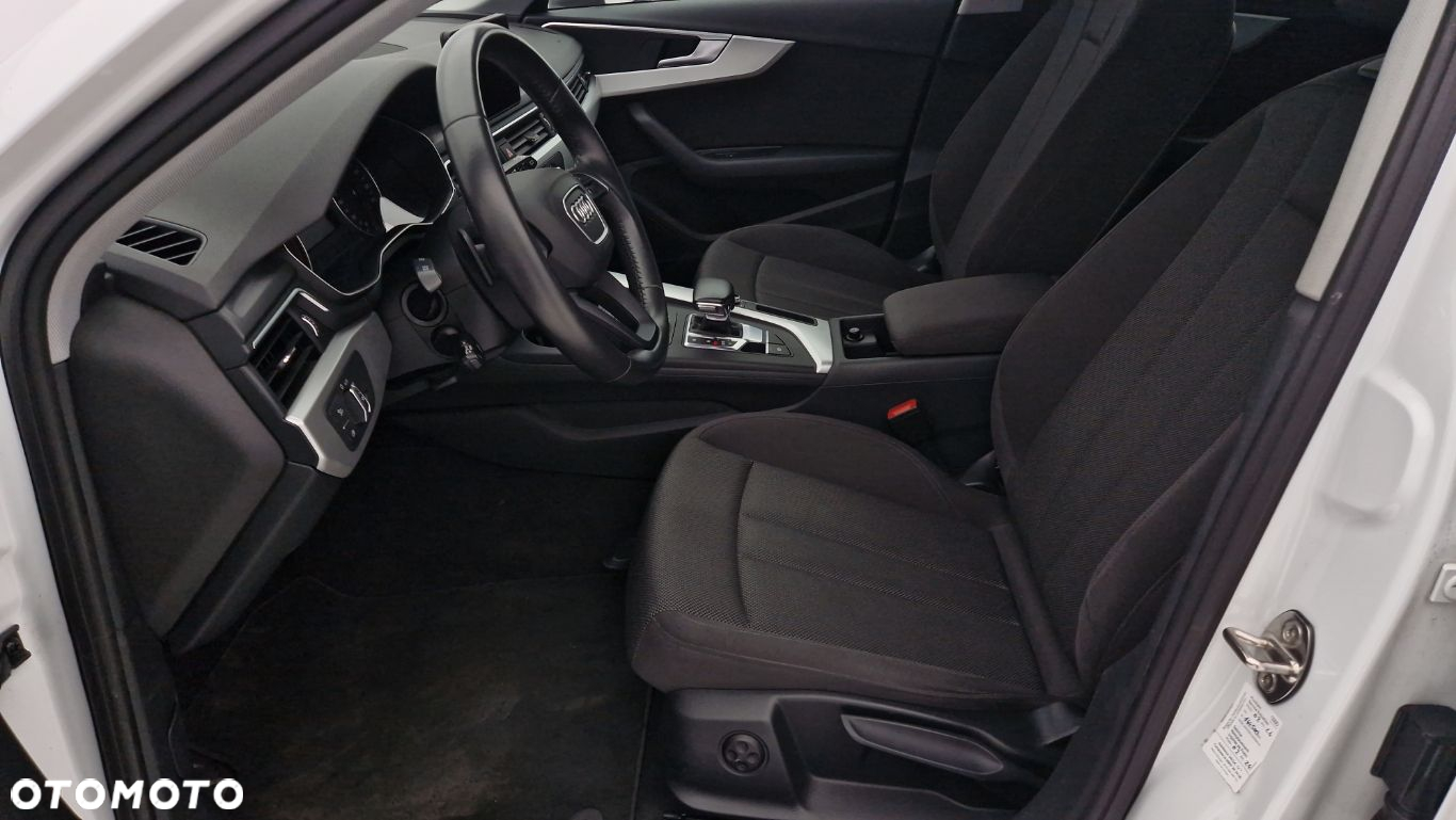 Audi A4 2.0 TDI S tronic - 15