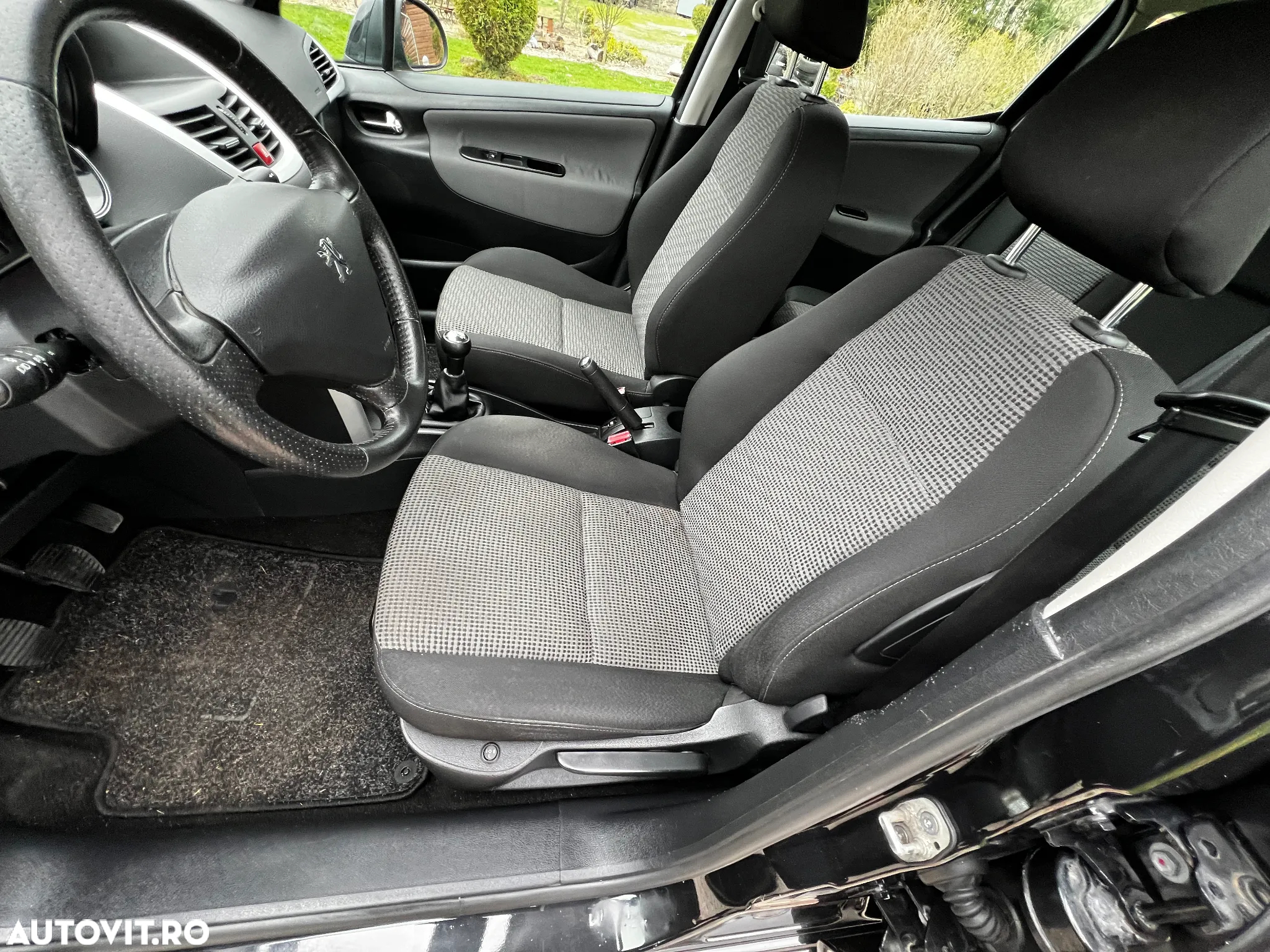 Peugeot 207 1.6E Sport - 14