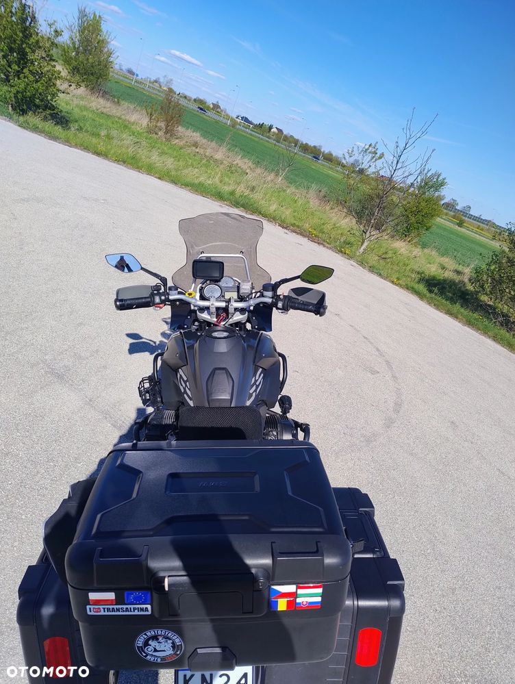 BMW R - 18