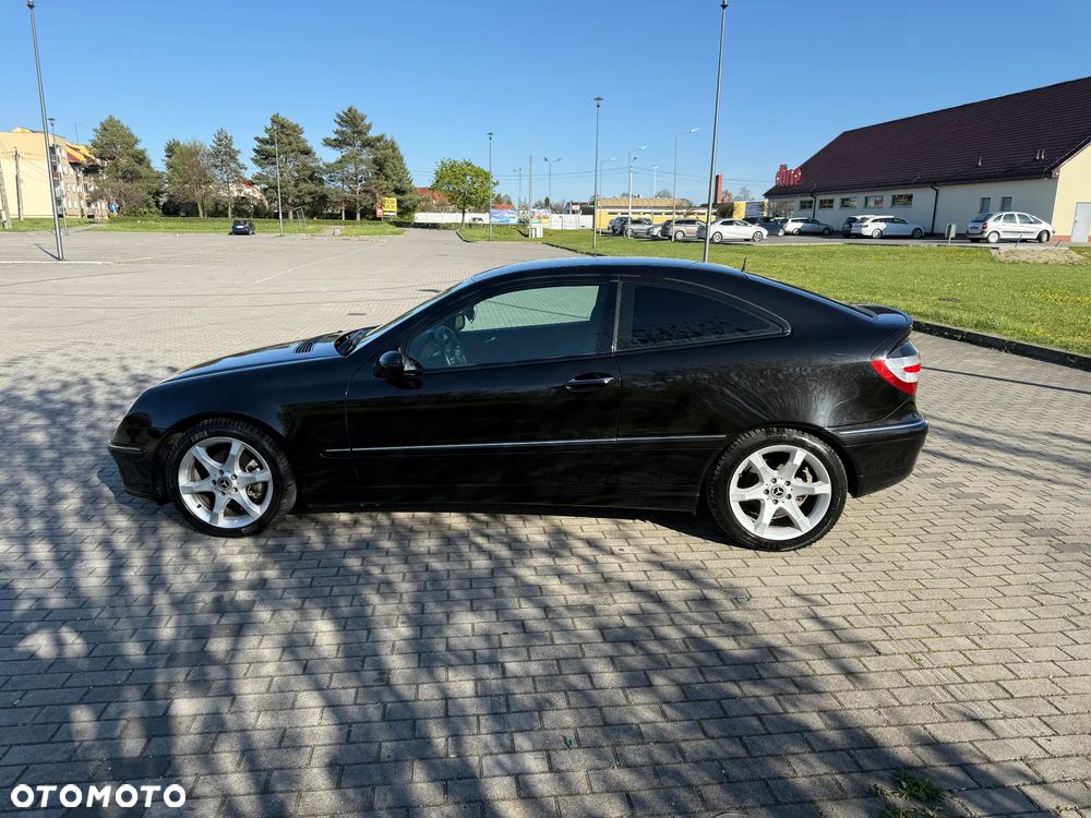 Mercedes-Benz Klasa C 180 Classic - 5