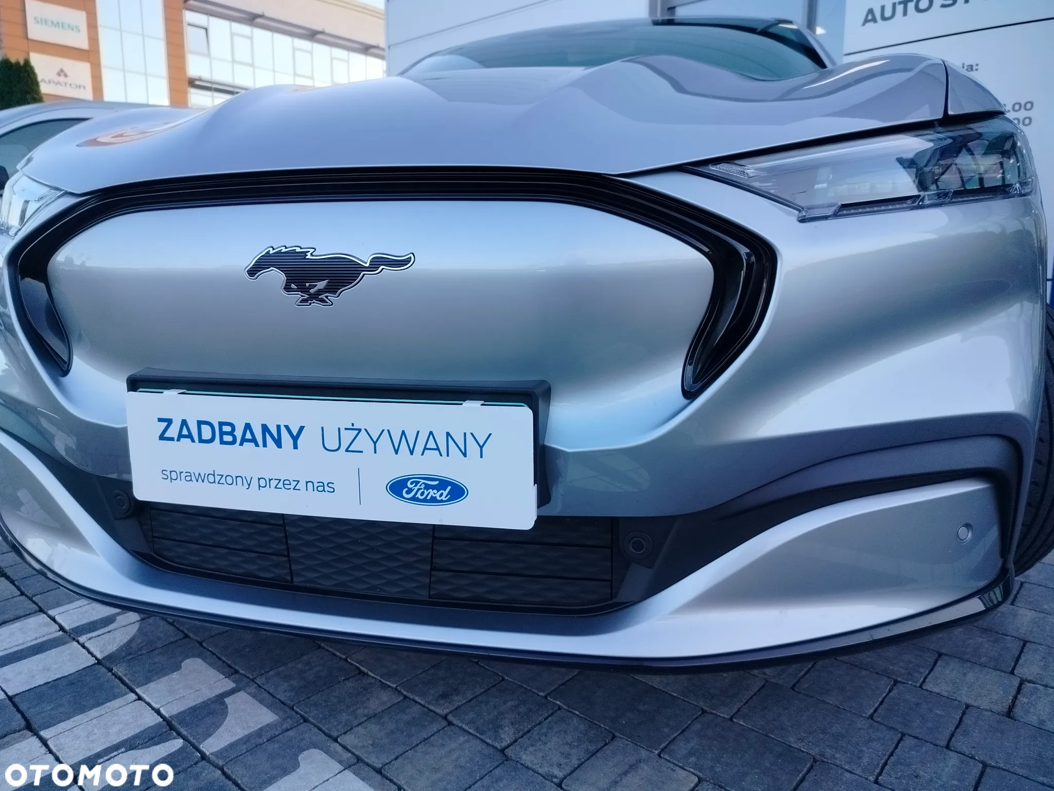 Ford Mustang Mach-E 75kWh AWD Premium - 6