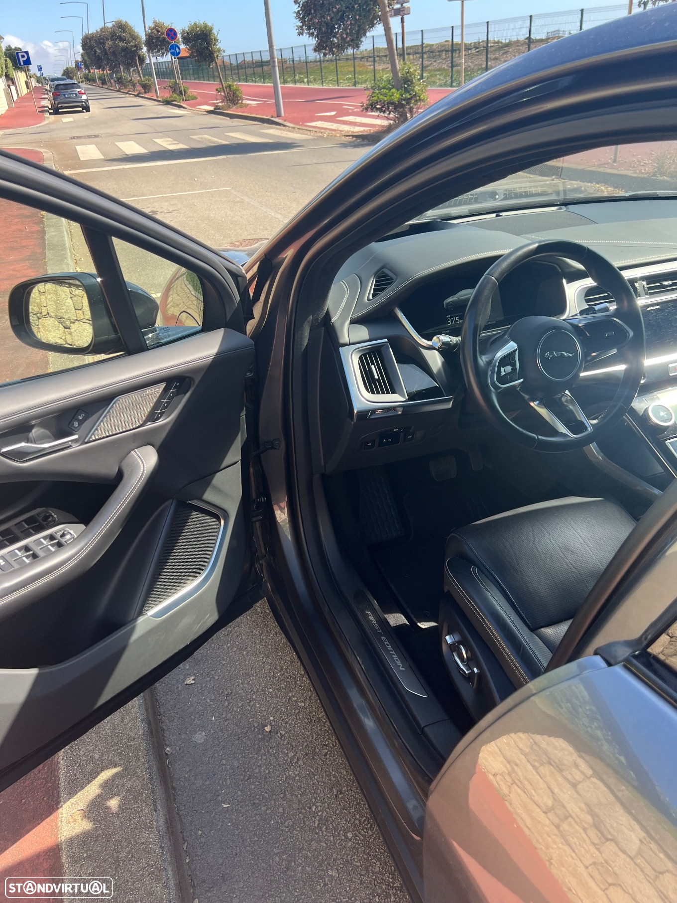 Jaguar I-Pace EV400 AWD First Edition - 5
