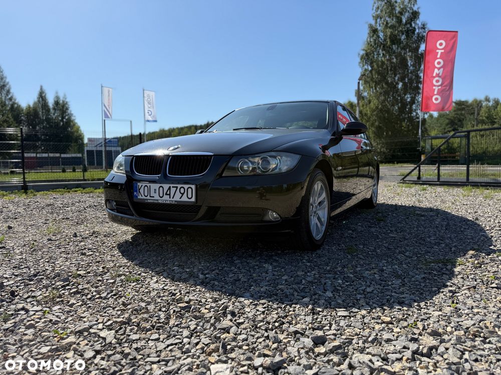 BMW Seria 3 318i - 1